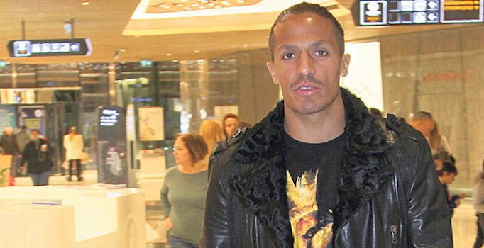 Fenerbahçe’nin başarılı savunmacısı oğluyla görüntülendi