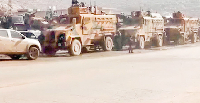 Sahada başka masada başka