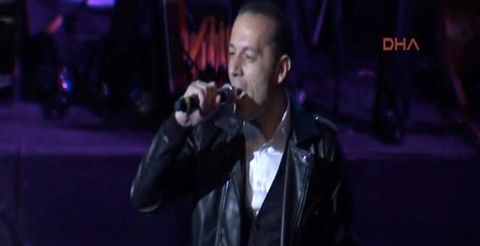 Feridun Düzağaç: Cüneyt Çakır 'Depresyondayım' diyemedi