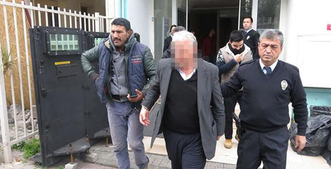 Üsküdar'da 3 kişinin öldüğü kazayı yapan özel halk otobüsü şoförü Selim Karakaya adliyede