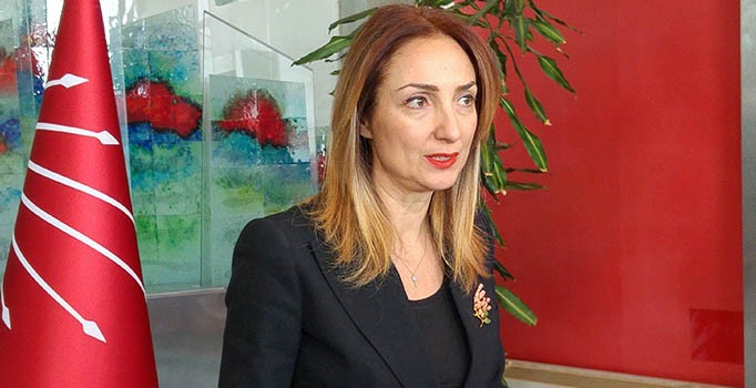Aylin Nazlıaka'nın ismi CHP'nin sitesinden çıkarıldı