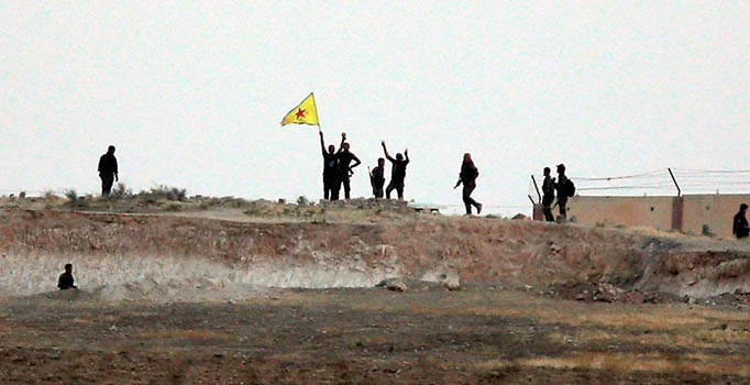 PKK'nın Suriye'deki uzantısı PYD Azez'i kuşattı