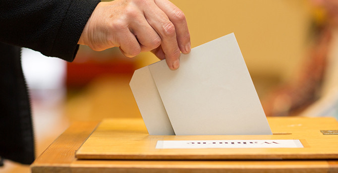 Demokrasinin düşüşü sürüyor