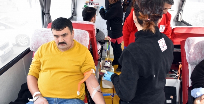 Sivas'ta Zeytin Dalı Harekâtı'na destek için kan bağışı | Sivas haberleri