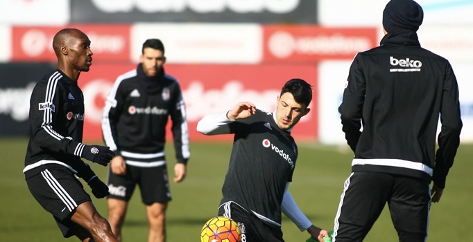 Beşiktaş, Medipol Başakşehir maçının hazırlıklarına başladı