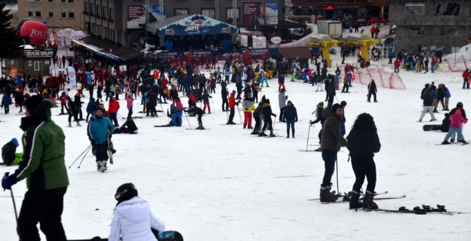 Uludağ'da tatilin son günü yoğunluğu