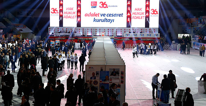 Son dakika! CHP kurultayında çok sayıda kişi kumanyadan zehirlendi