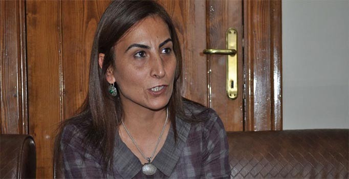 Aysel Tuğluk'a terör propagandasından 10 ay hapis cezası  verildi