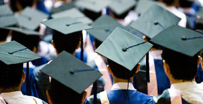 'Doktor öğretim üyelerinin' maaşlarına iyileştirme