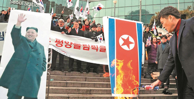 Koreler törende ‘birleşiyor’