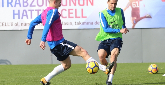 Trabzonspor, 6 eksikle çalıştı