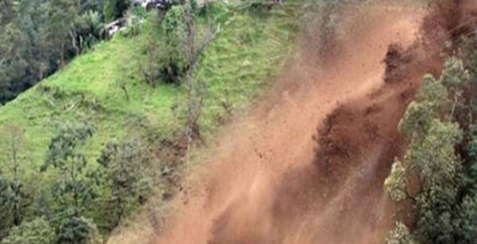 Bolivya'da toprak kayması: 2 ölü