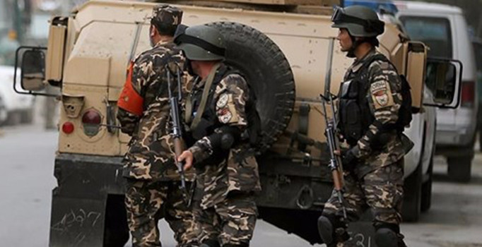 Afganistan'da 25 DEAŞ'lı öldürüldü