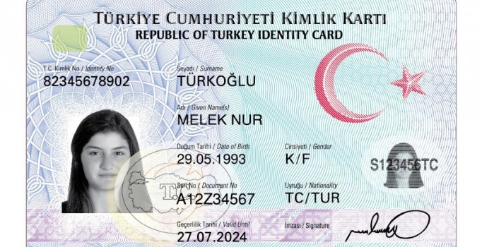 Yeni kimlik kartlarında din hanesi olmayacak