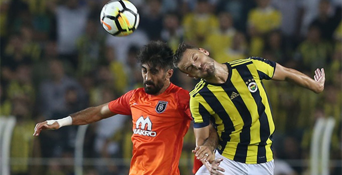 Başakşehir-Fenerbahçe maçının hakemi belli oldu
