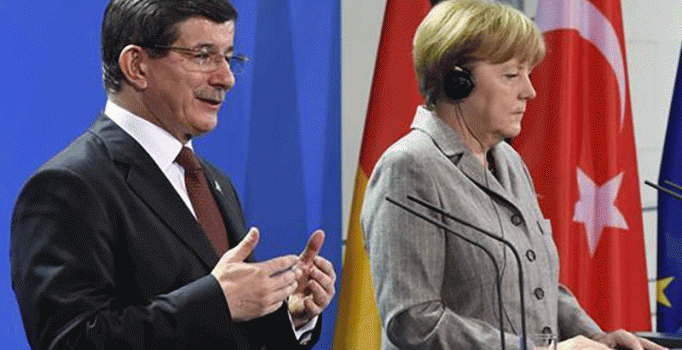 Başbakan Davutoğlu Merkel ile telefonda PYD'yi konuştu