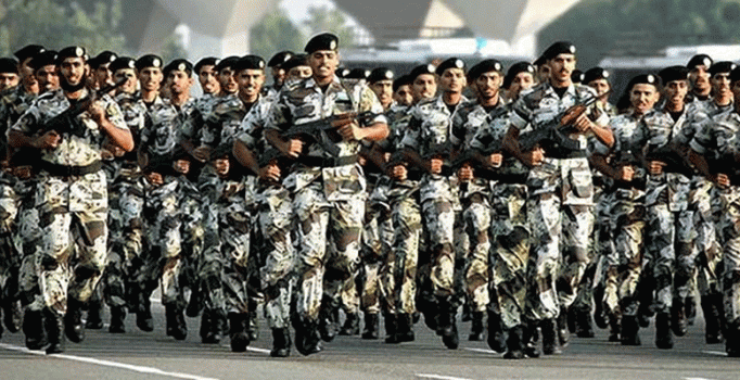 Katar: Suriye'ye kara gücü aciliyet kazandı