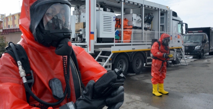 Kimyasal saldırılara karşı dekontaminasyon aracı 3 dakikada temizlenecek