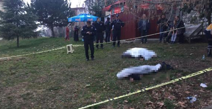 Düzce'de koca dehşeti! Boşanmak isteyen eşini öldürüp, intihar etti