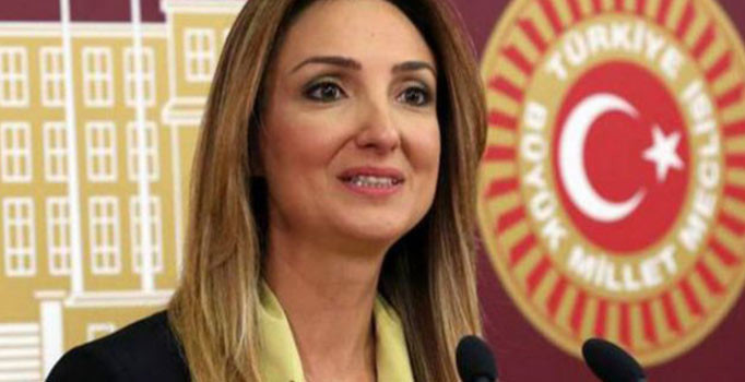 CHP'de Aylin Nazlıaka krizi