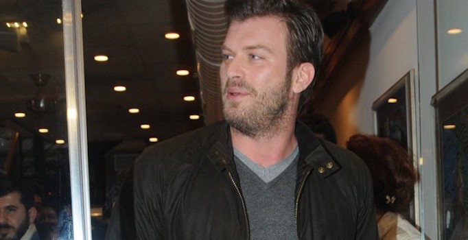 Kıvanç Tatlıtuğ, gazetecileri uyardı