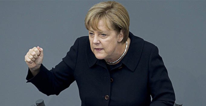 Merkel: Yunanistan'ı acı çekerken yalnız bırakmak, Avrupa anlayışına yakışmaz