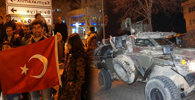 Suriye sınırına sevk edilen askeri konvoya sevinç gösterisi