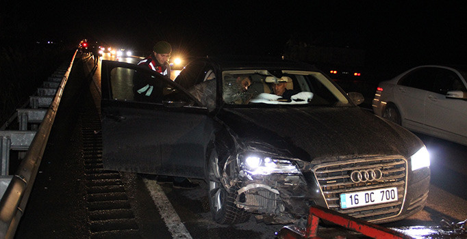 Manisa'da trafik kazası: 1 ölü, 1 yaralı