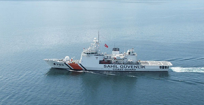 Kardak'ta gece boyu gerilim: 3 bot ile sızmaya çalıştılar