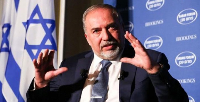 İsrail, İran ve Esed'i tehdit etti