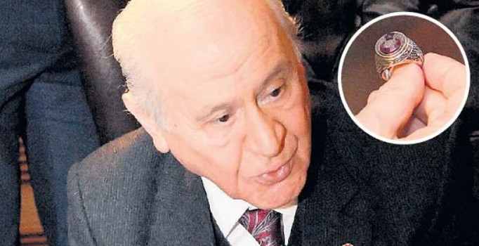 Bahçeli parmağındaki yüzüğünün sırrını açıkladı