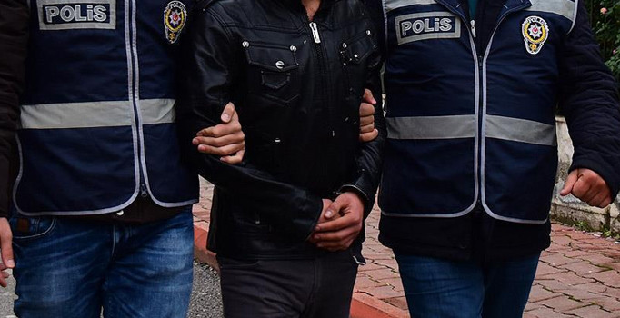 Balıkesir'de sosyal medyadan terör propagandasına 17 gözaltı