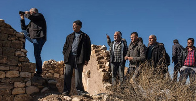 Sınırdaki köylüler: 'Teröristler gördüğümüz tünel ve mağaralarda saklanabilir'