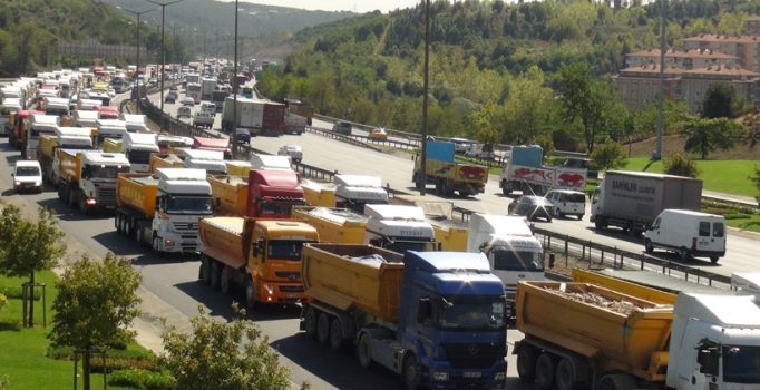 Kamyoncuların bildiğini ekonomistler bilmiyor