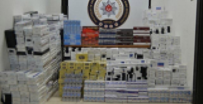 TIR dorsesinde gümrük kaçağı 16 bin 90 paket sigara ele geçirildi