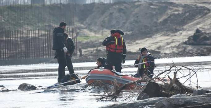 Son dakika! Edirne'de göçmen faciası: 2'si çocuk 3 kişinin cesedi bulundu