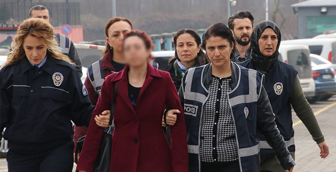 İstiklal Marşı okunurken ayağa kalkmayan mimar serbest bırakıldı