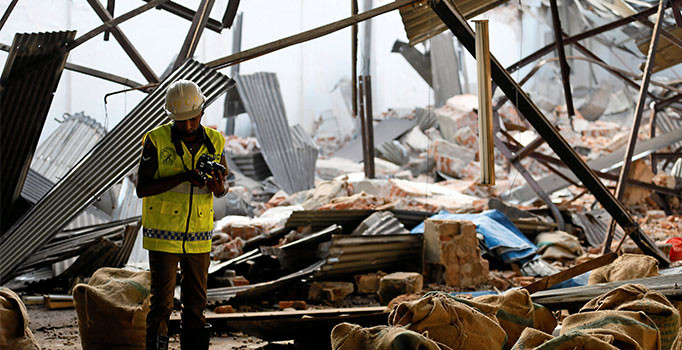 Sri Lanka'da bina çöktü: 7 ölü