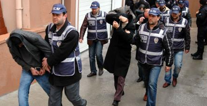 Adana'da sosyal medya operasyonu