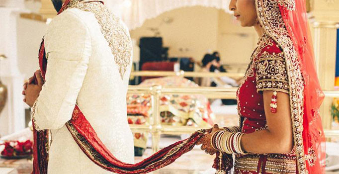 Başlık parası almak için erkek kılığına girdi