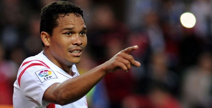 Milan'ın golcüsü Carlos Bacca Çin'den gelen transfer teklifini reddetti