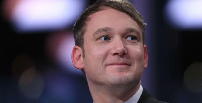 Alman ırkçı politikacıdan Türklere hakaret