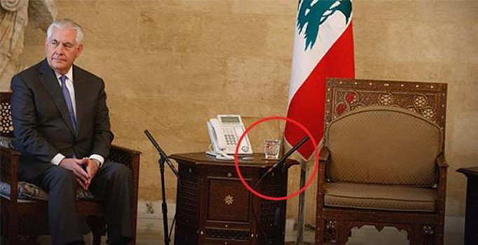 Lübnan'da Tillerson'ı boş odada beklettiler