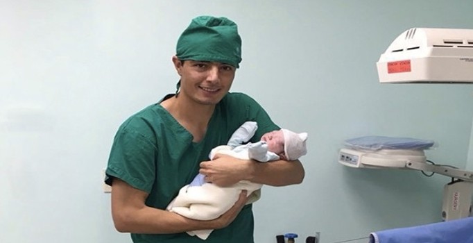 Oscar Cardozo baba oldu