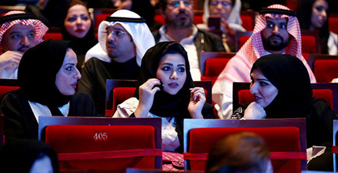 Suudi Arabistan'da sinema salonları 35 yıl sonra yeniden açılıyor