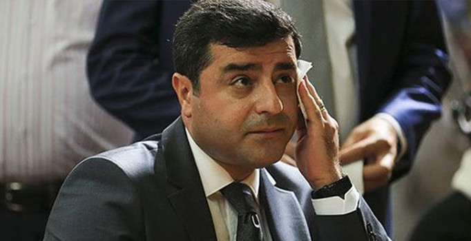 HDP, Demirtaş’ı Cumhurbaşkanı adayı olarak açıkladı