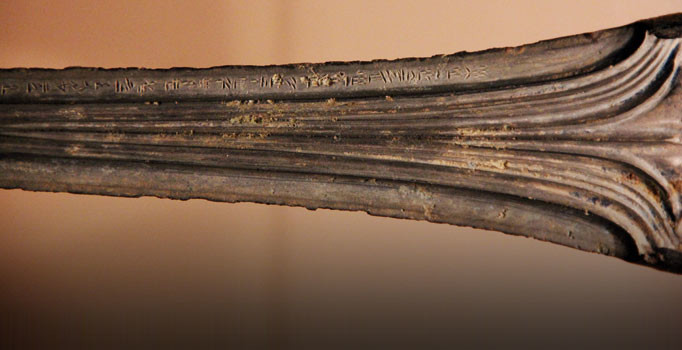 Dünyada bir benzeri yok: Çorum'da bulunan Hitit kılıcına paha biçilemiyor