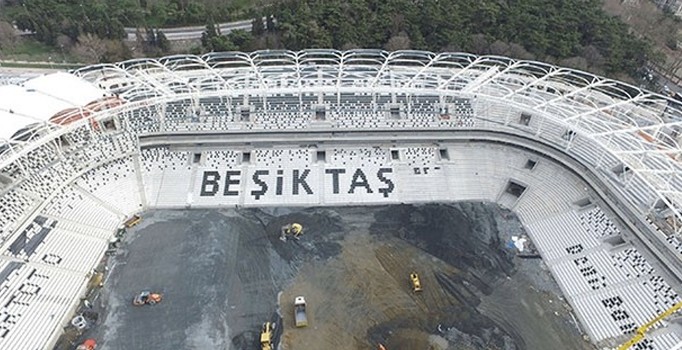 Beşiktaş'ın yeni stadında paylaşım yüzünden bir kovulma daha