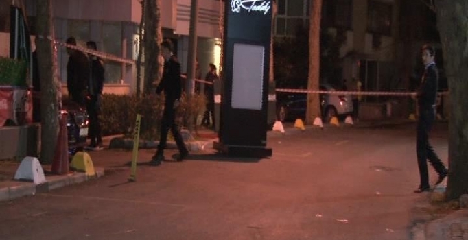 Şişli'de gece kulübü önünde silahlı kavga: 1 yaralı