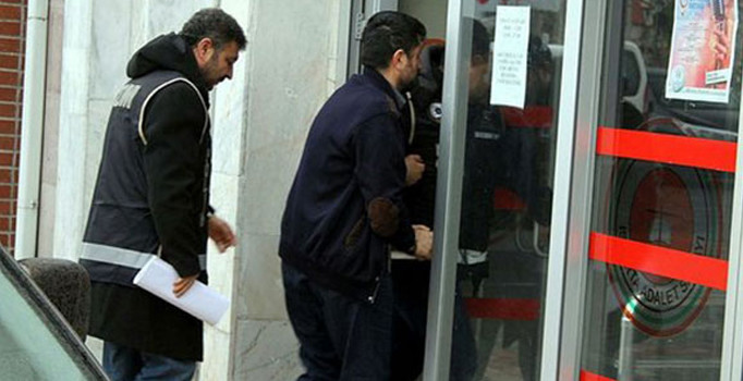 Kasasında 100 kilo altın bulunmuştu eski savcının amcası tutuklandı